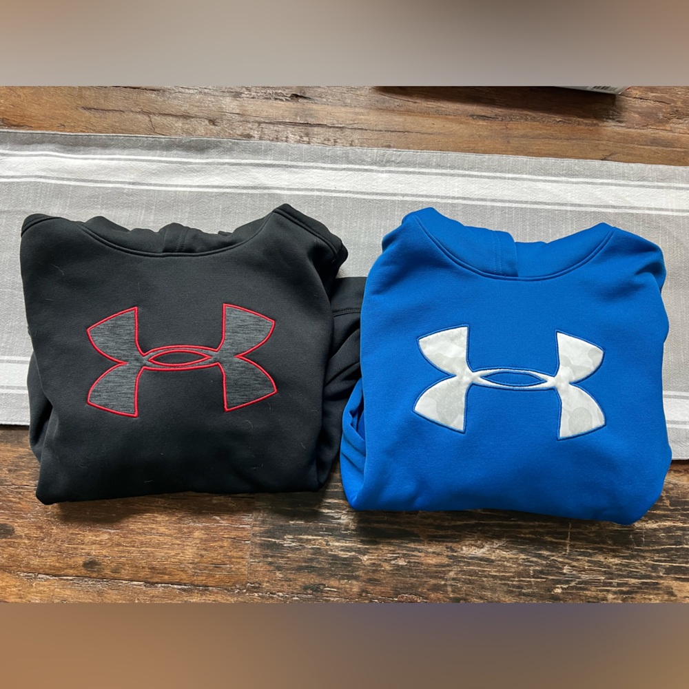 Two boys Under Armor youth sweatshirt hoodies Size M.